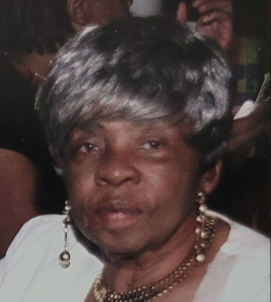 Delores Ellington Profile Photo