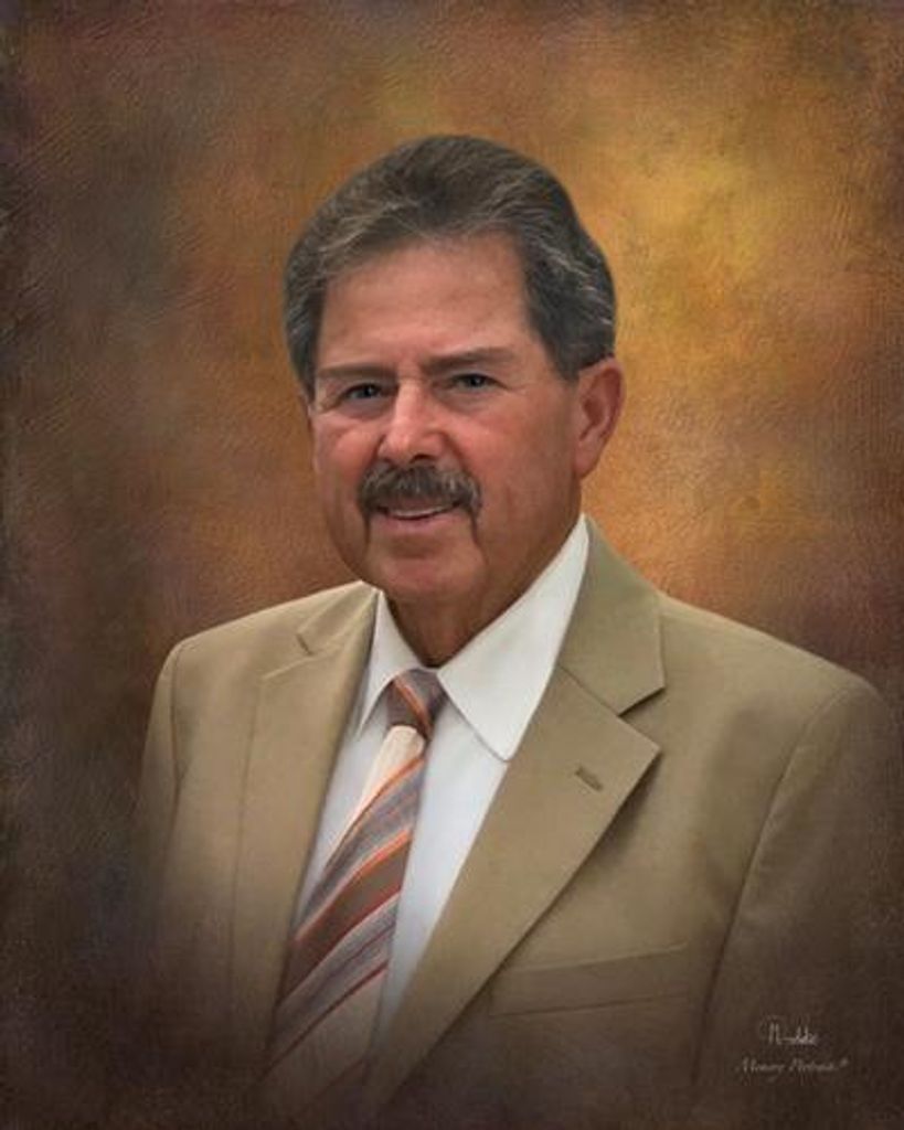 Constantine "Gus" Kavalos Profile Photo