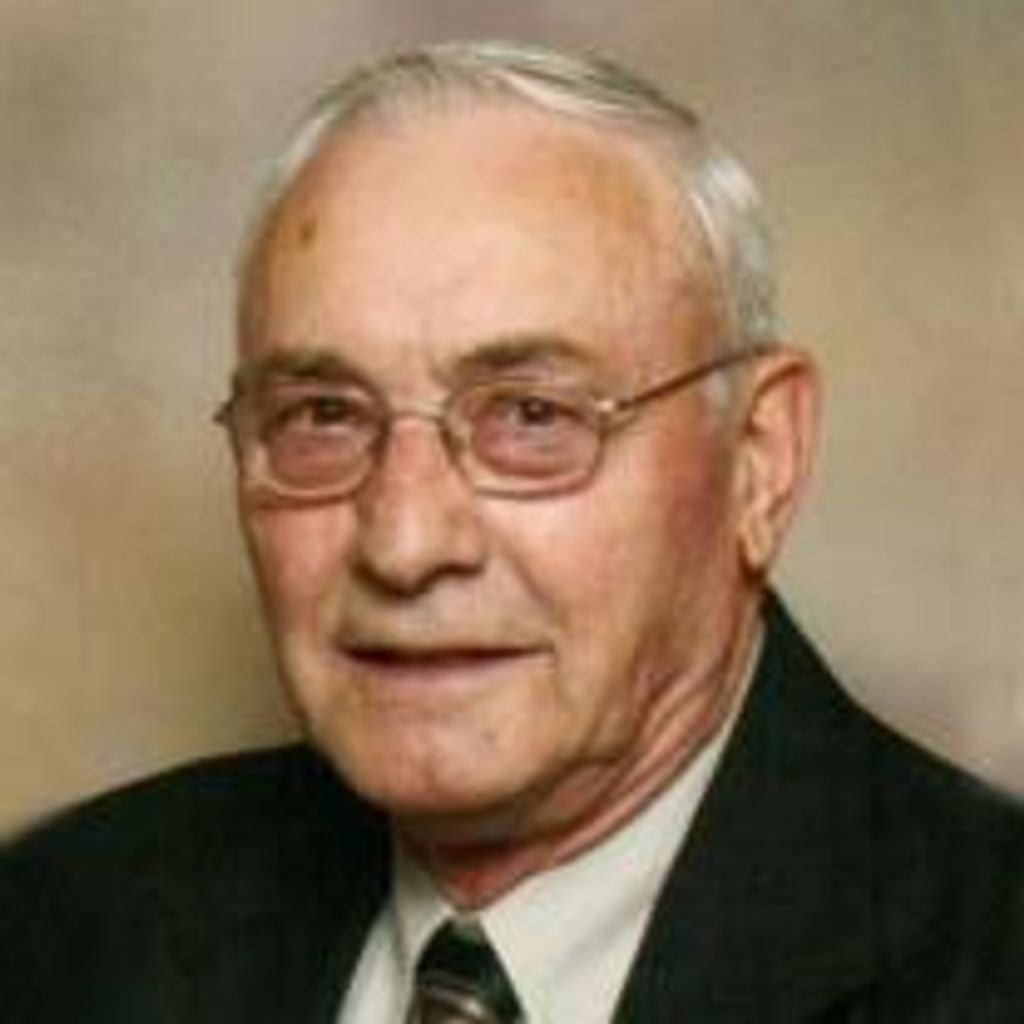 Glen White
