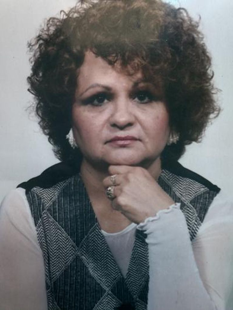 Yolanda Flores Del Toro Profile Photo