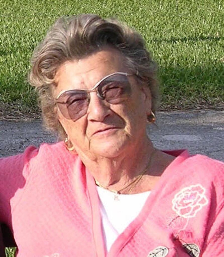 Elizabeth Elias Profile Photo