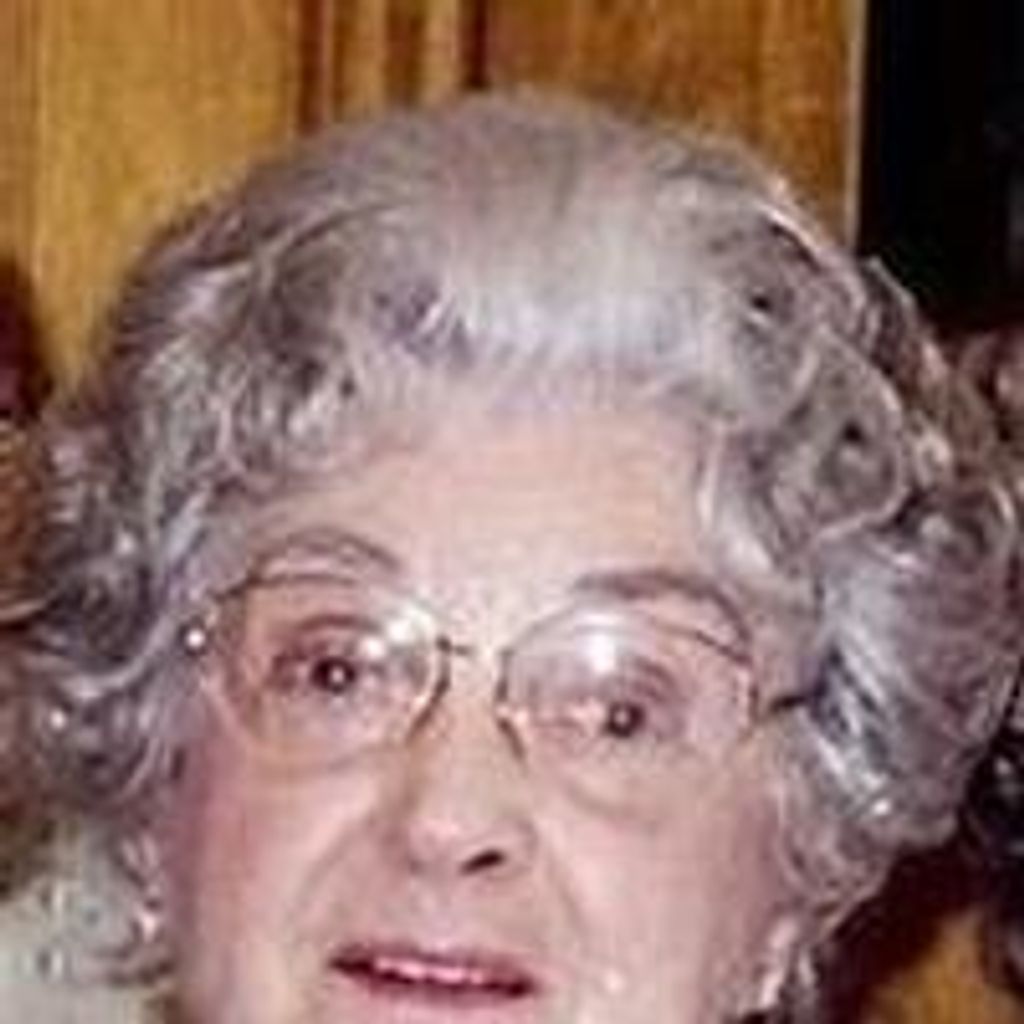 Evelyn  Lois Orr