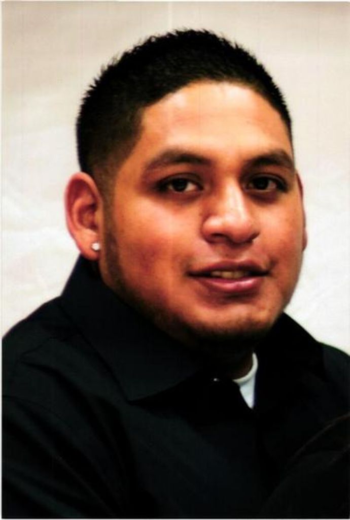 Joshua Ramirez Profile Photo