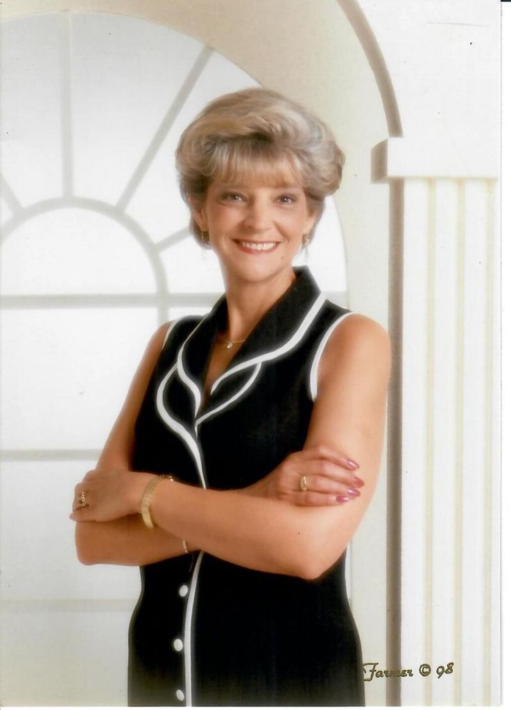 Ms. Dianne Smith Profile Photo