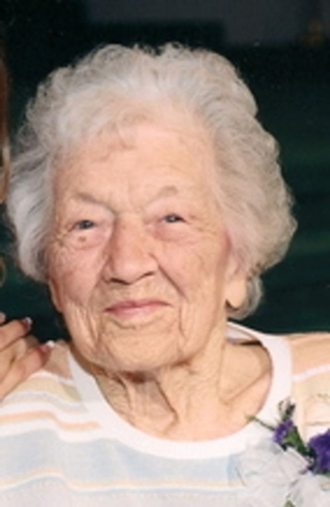 Madylon Kosta Profile Photo