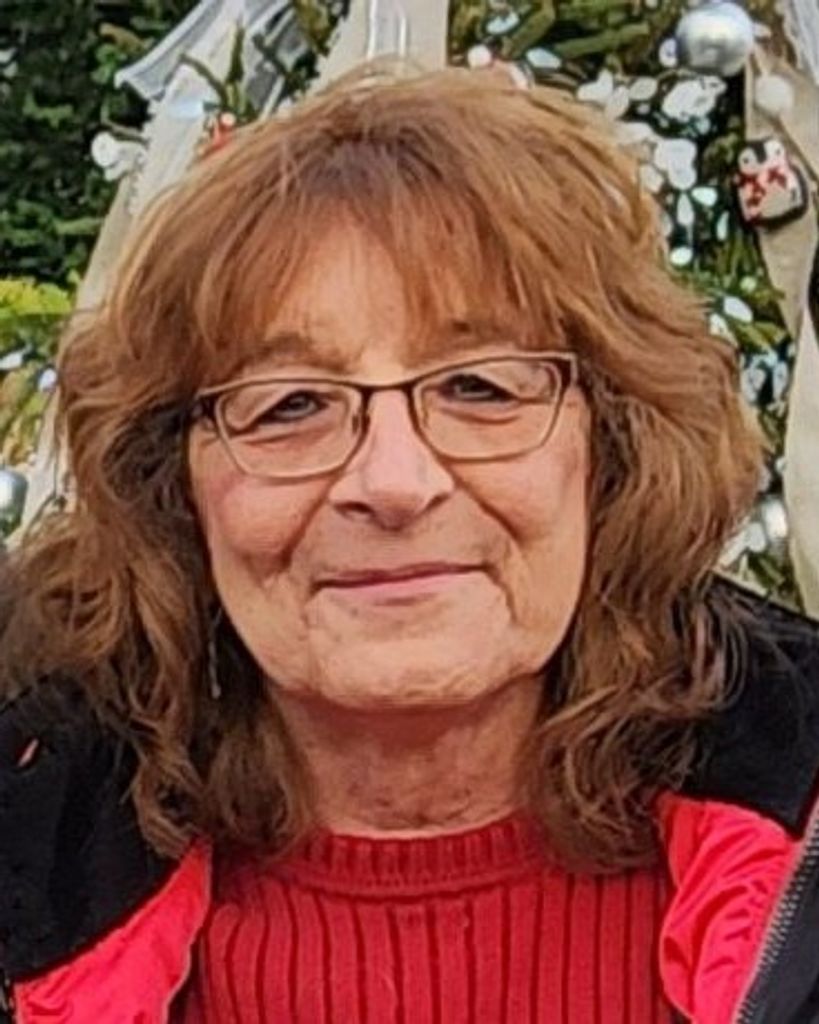 Debbie Novakovich Profile Photo