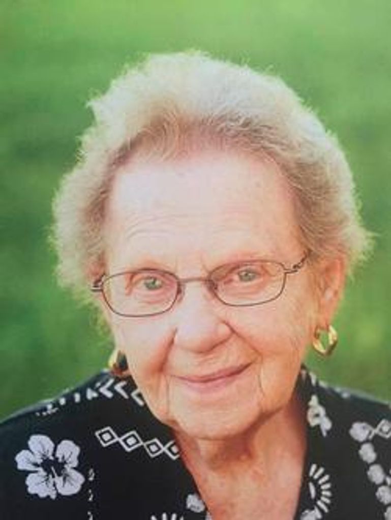 Ella Boelter Profile Photo