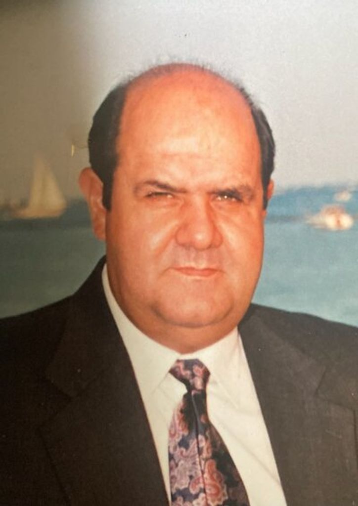 Mario Enrique Casas Profile Photo