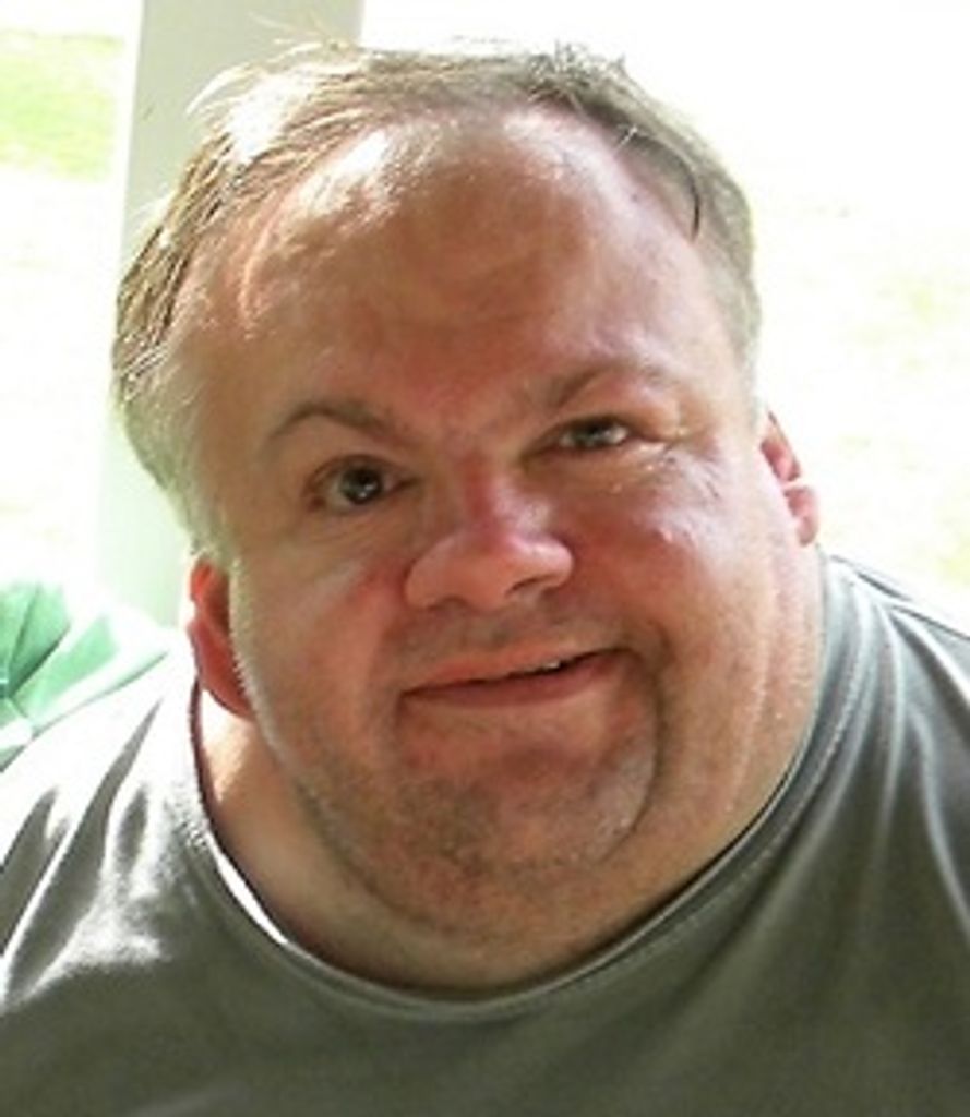 Douglas Holmes Profile Photo