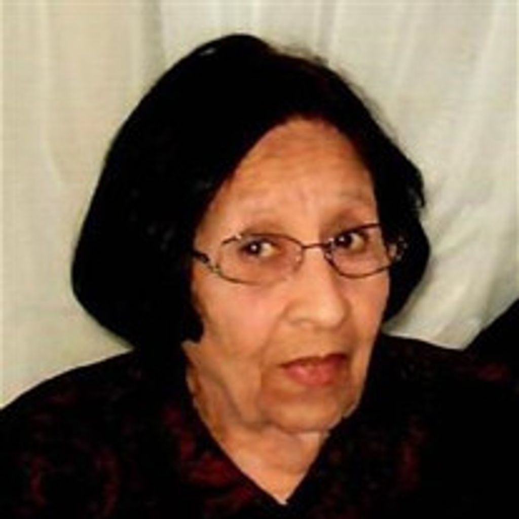 Idolina " Nini" Pena