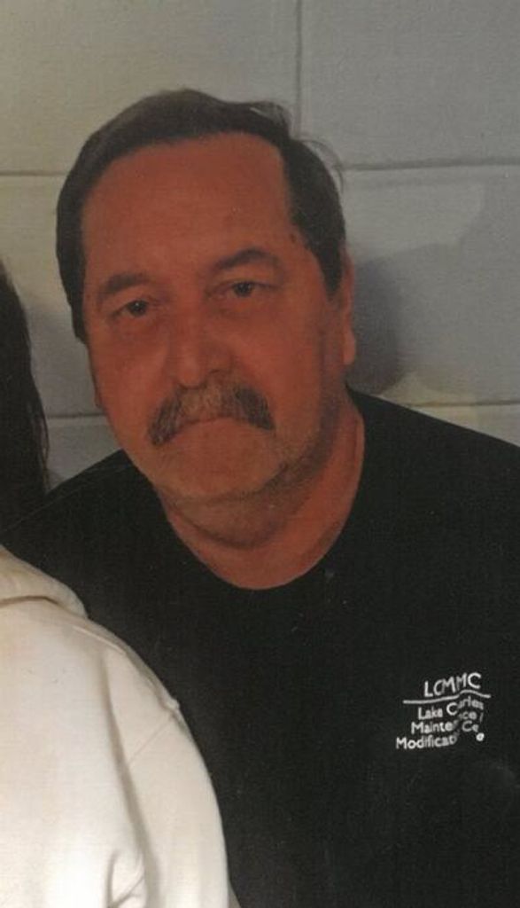 Scott Ralph Walker Profile Photo