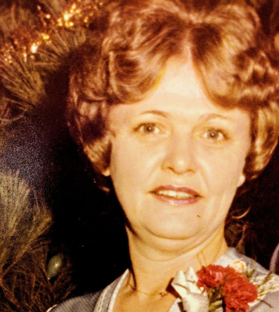 Mrs.  Edna Earl Lamm Tew, 79
