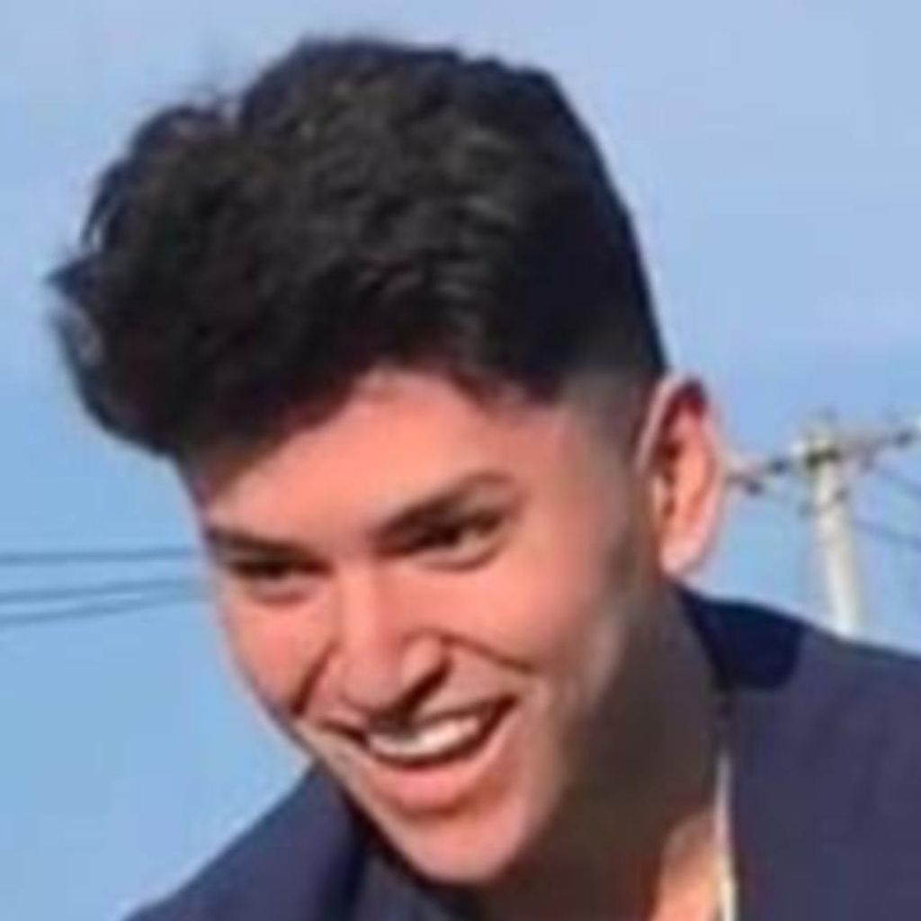 Esteban David Flores Gonzalez Profile Photo