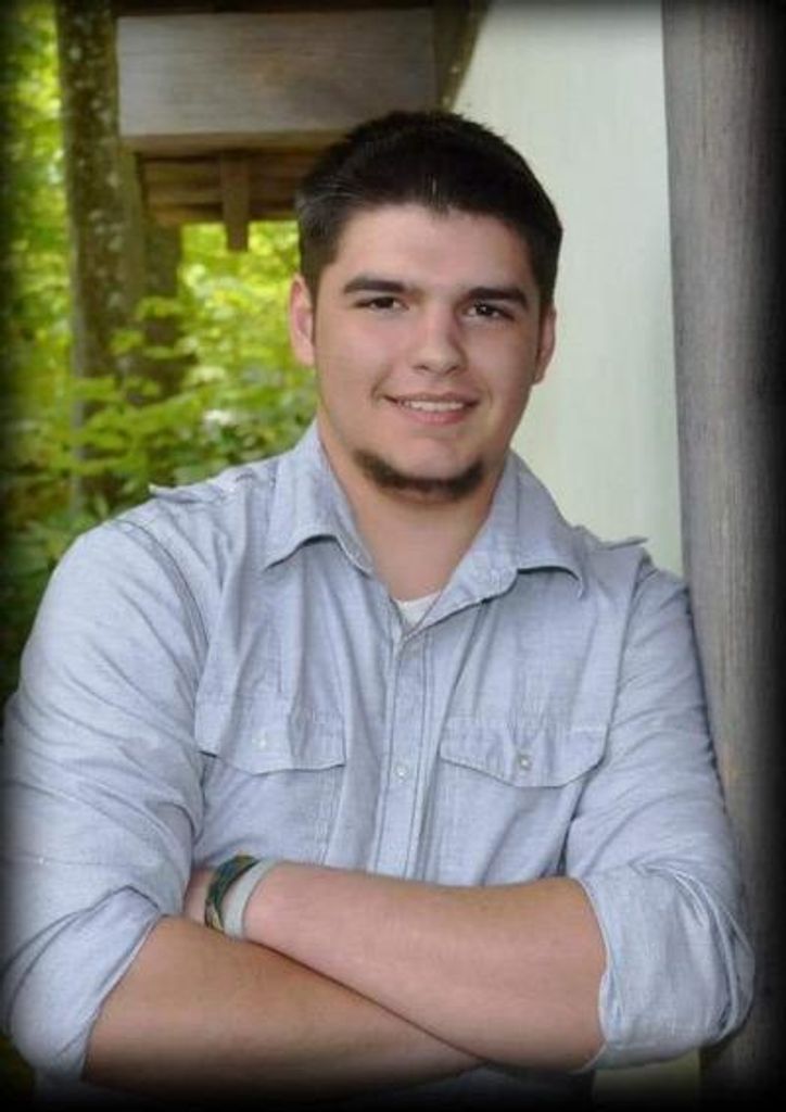 Brandon Trey Overholts Profile Photo