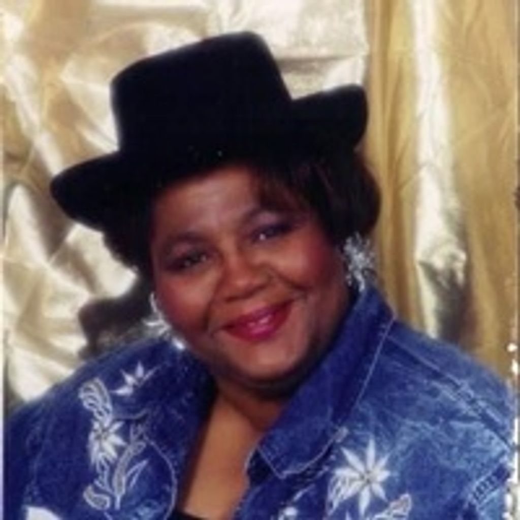 Christine  E Robinson
