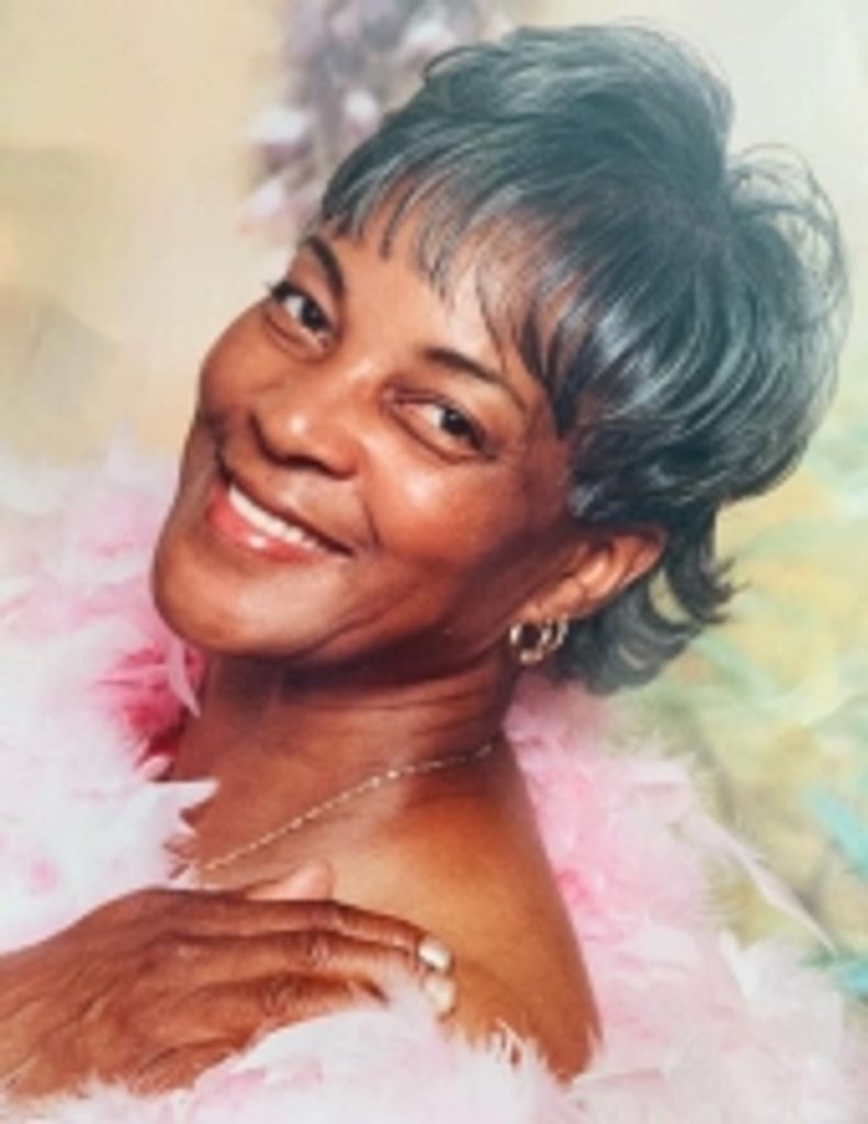 Maggie B Hopkins