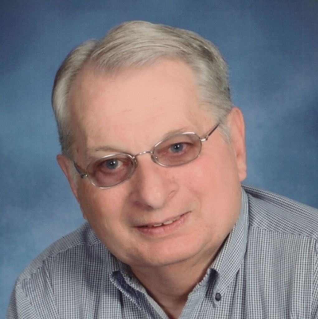 Robert "Bob" M. Curtis Profile Photo