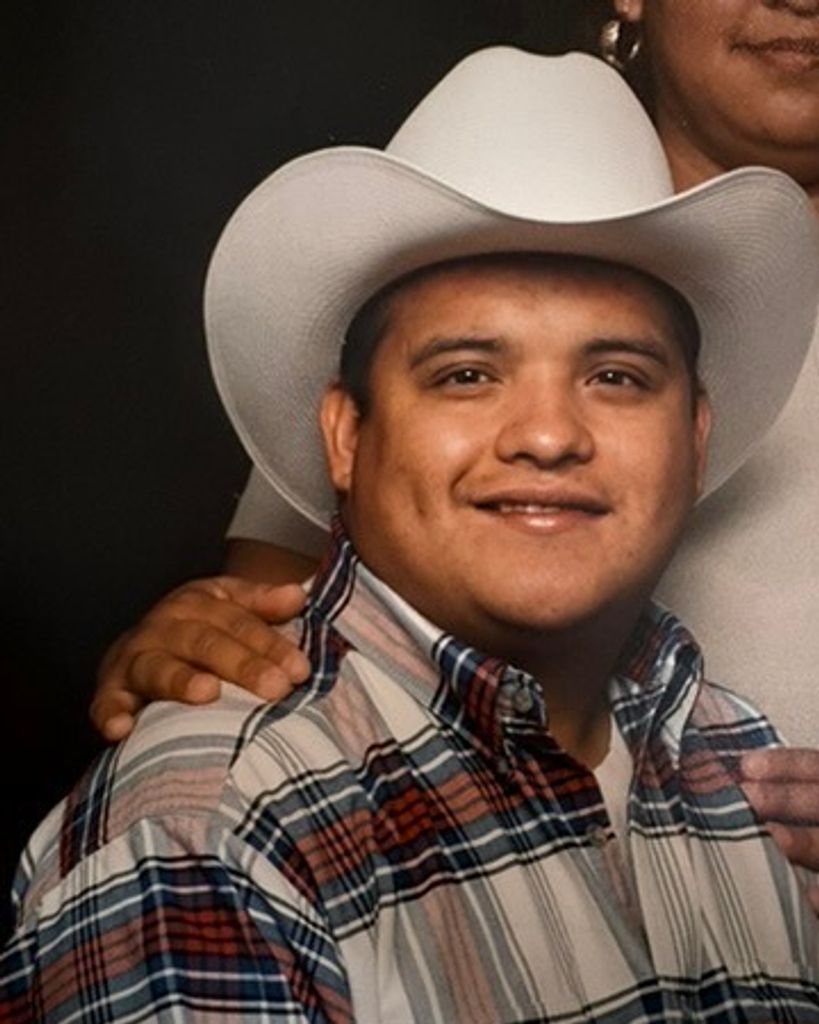 Noel Cruz Murillo