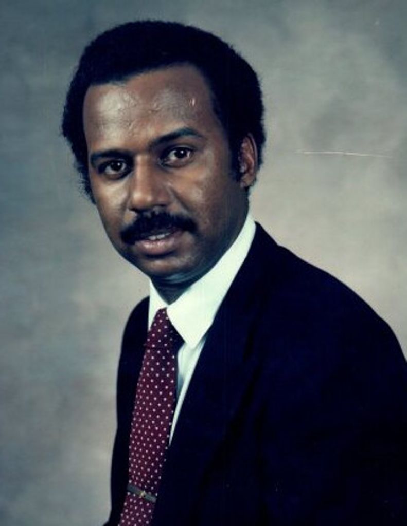 Paul E. Pina Profile Photo