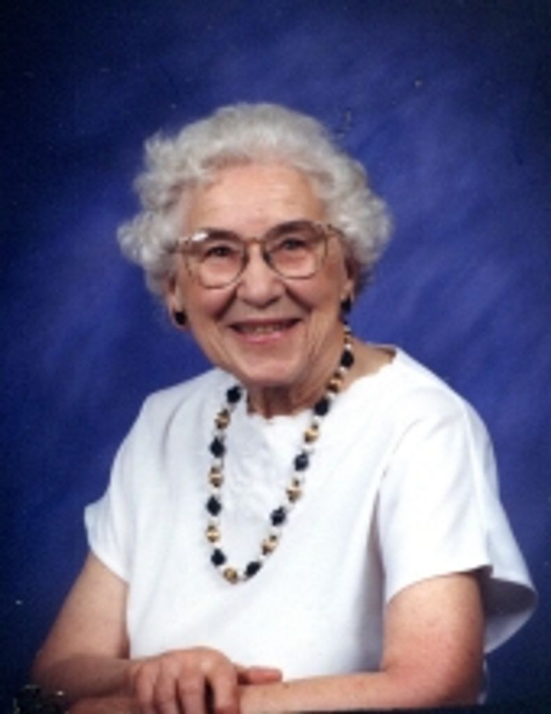 Evelyn T Fischer