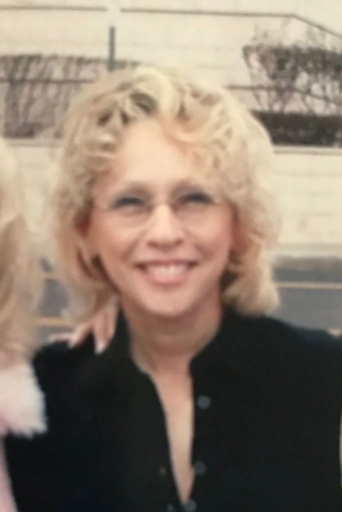 Donna Elliott Profile Photo
