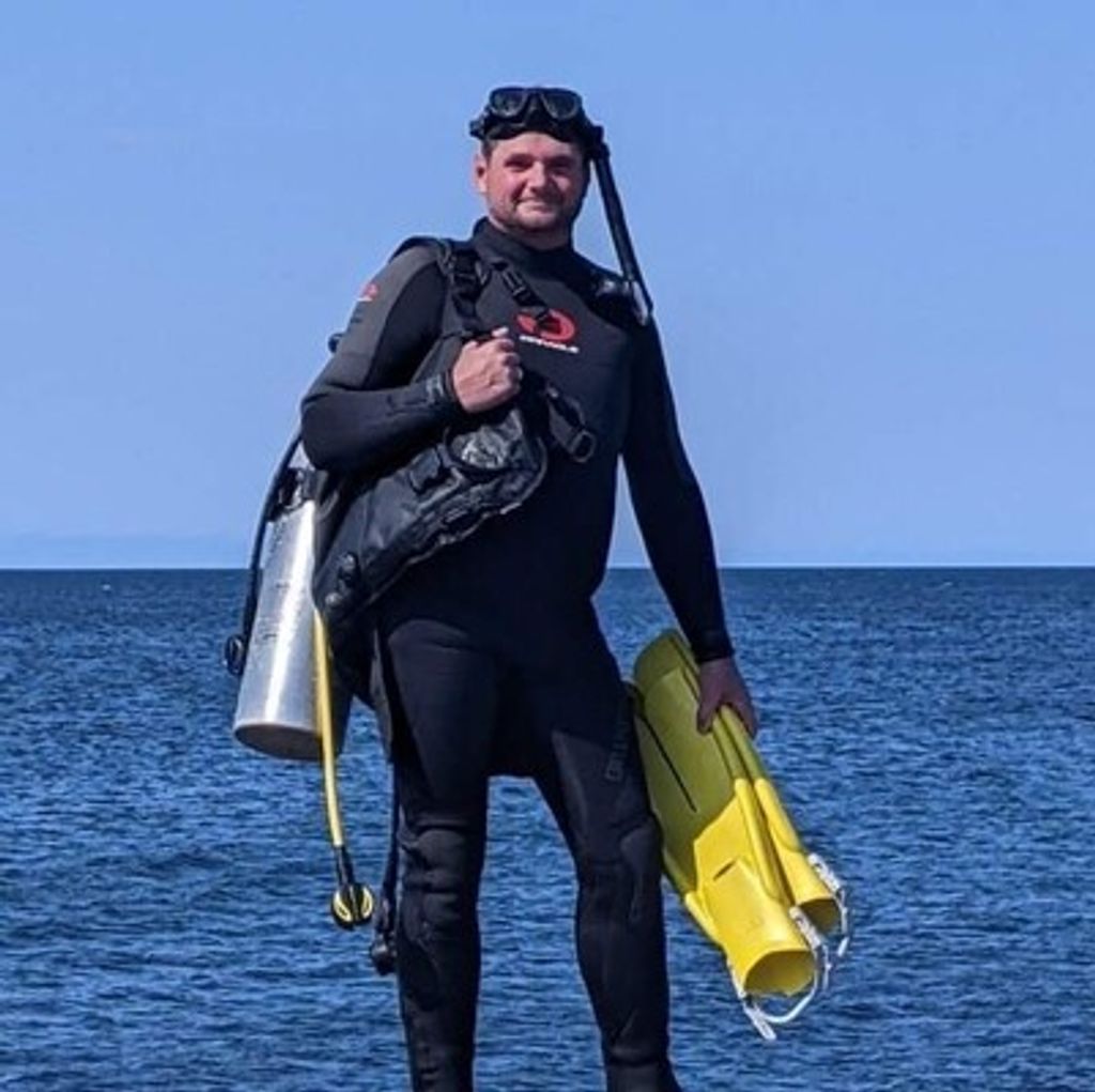 Charles Guy Wells Profile Photo