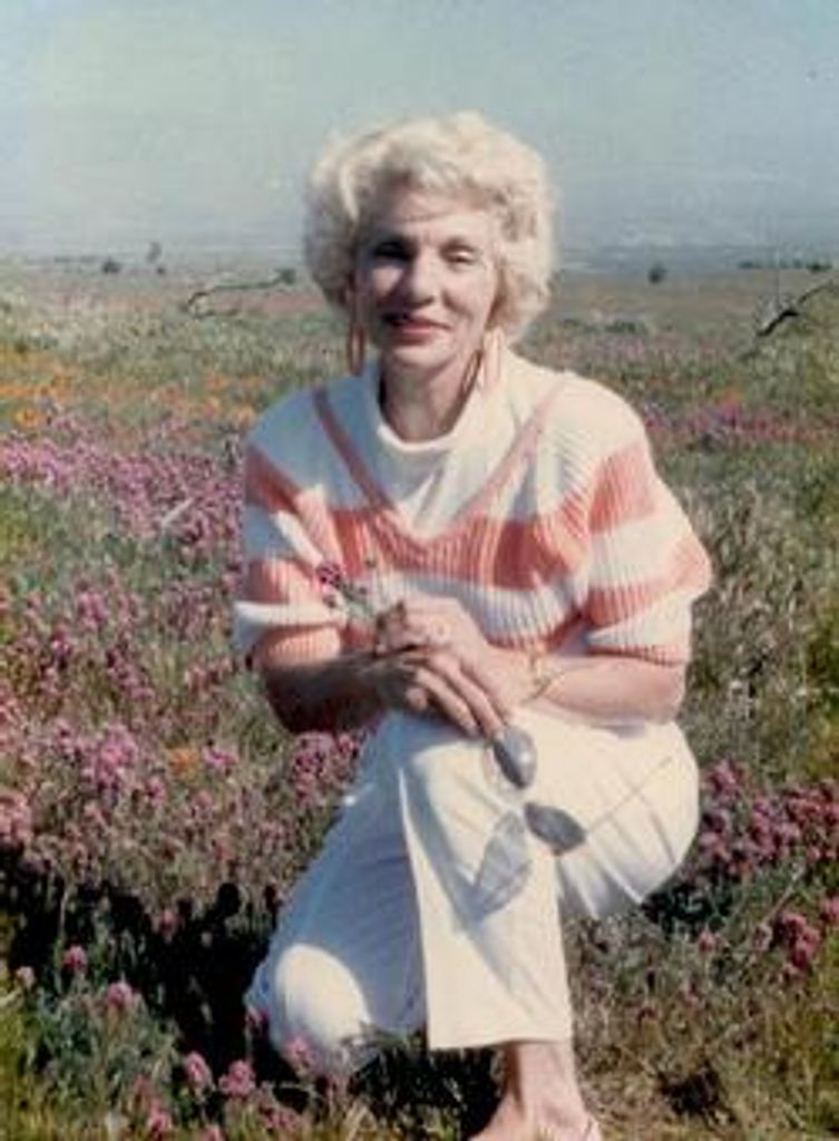 Delores Mae Davis Loomis
