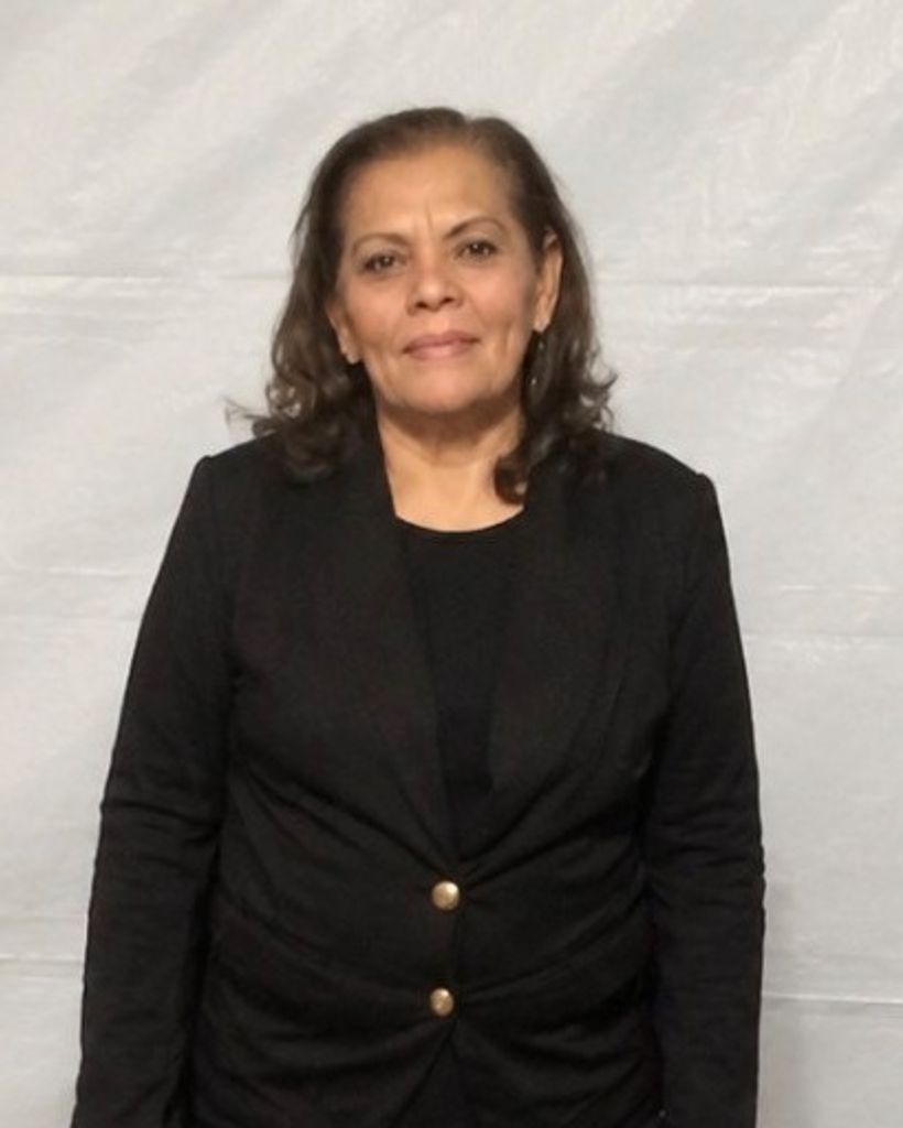 Lucrecia Rivera De Cisneros Profile Photo