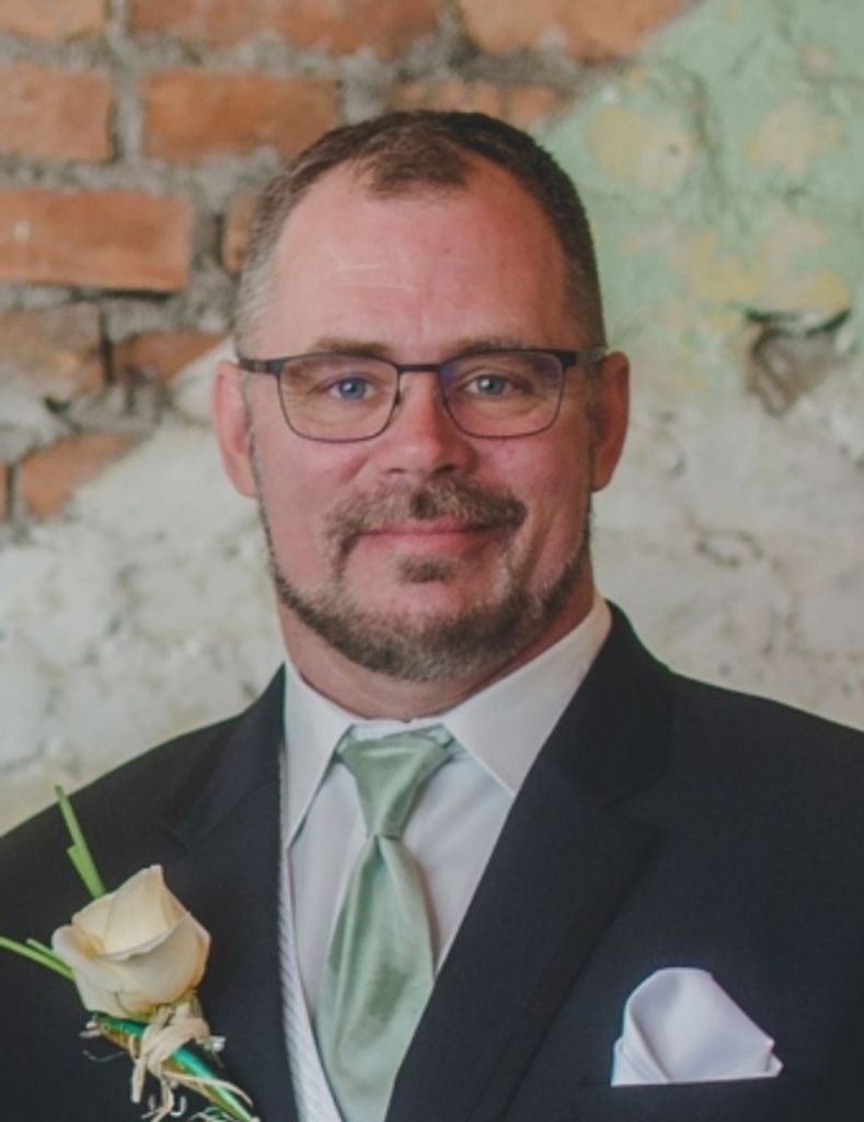 Robert "Rob" J. Russell