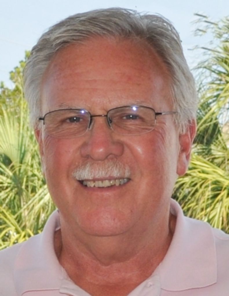 Mr. Larry Robert Quinn