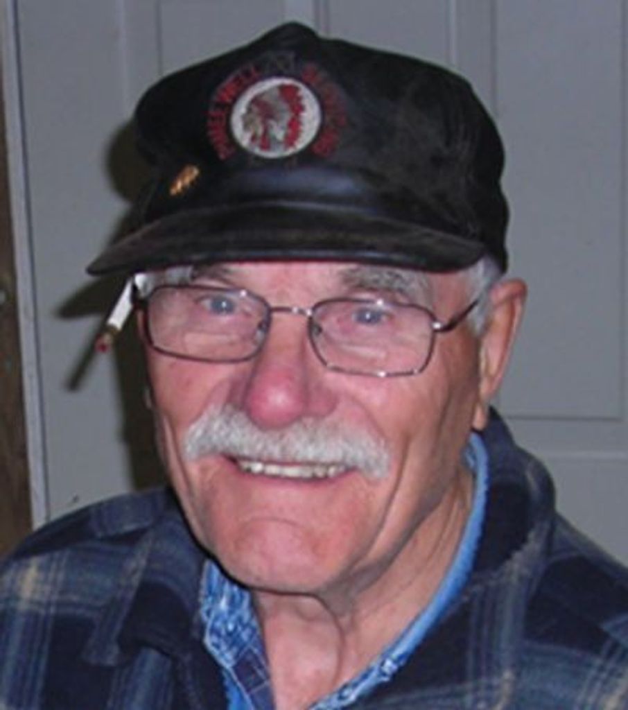 Lionel Mackinnon Profile Photo