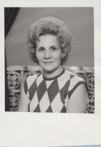 Vittoria Licari Spatafora photo gallery thumbnail 15 of 31