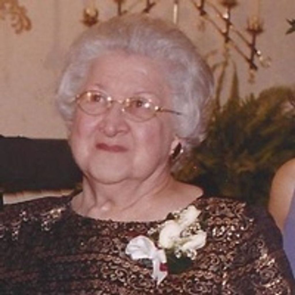 Helena "Helen" Slenska Toth