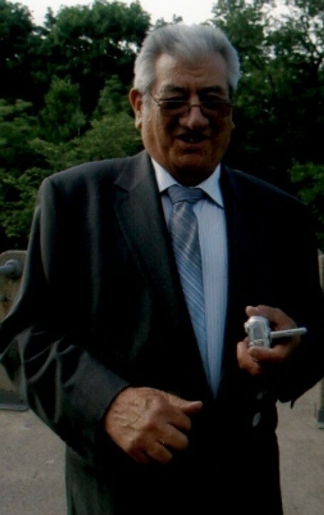 Juan L Hernandez