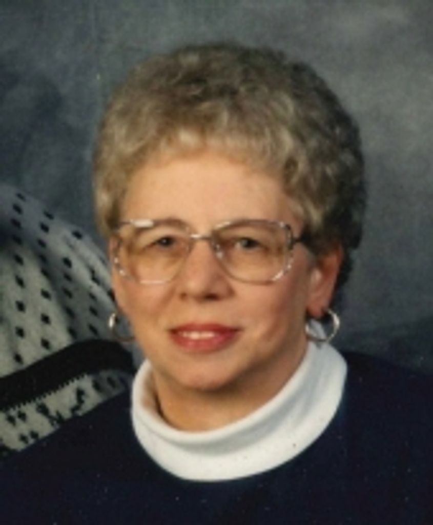 Juanita Nita Mickelson