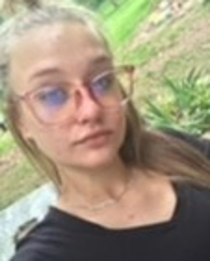 Melissa "Missy" Dearing Hoffman
