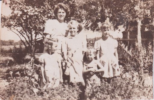 Ernestine Pearl “Tena” (Dunlap)  Koonsman photo gallery thumbnail 190 of 234