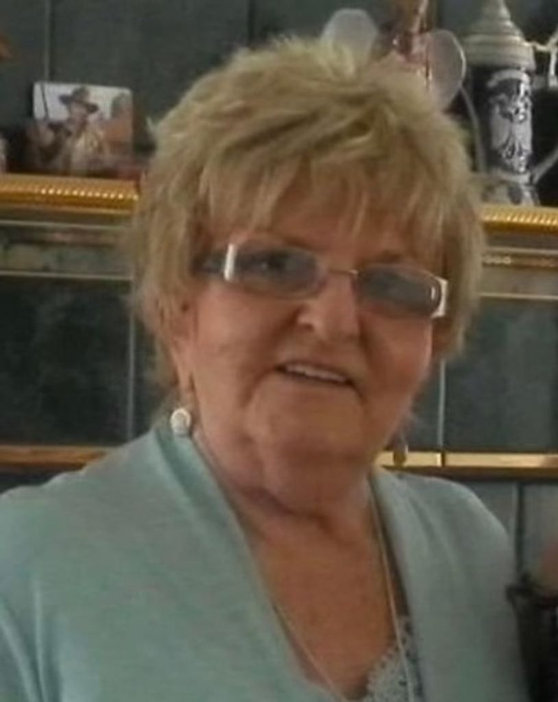 Laura Ryder Profile Photo