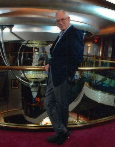 Stephen Glent Petersen photo gallery thumbnail 36 of 39