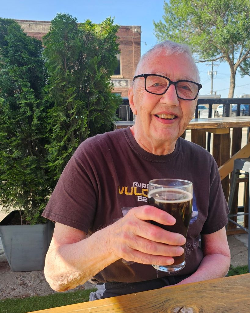 Thomas "Les" Leslie Wardle Profile Photo