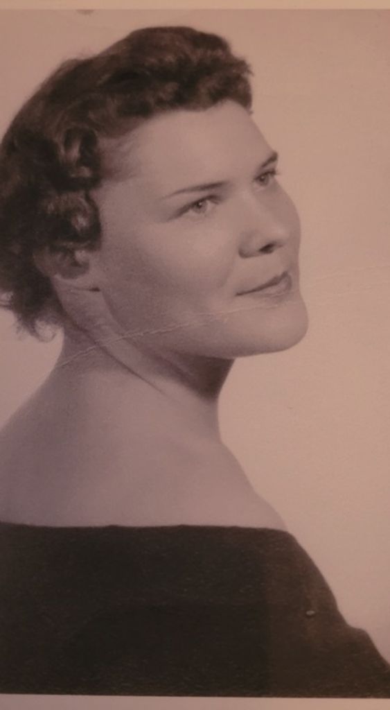 Margaret Christine Thomas Profile Photo