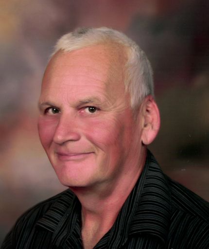 Russell Wayne Stingle's obituary image
