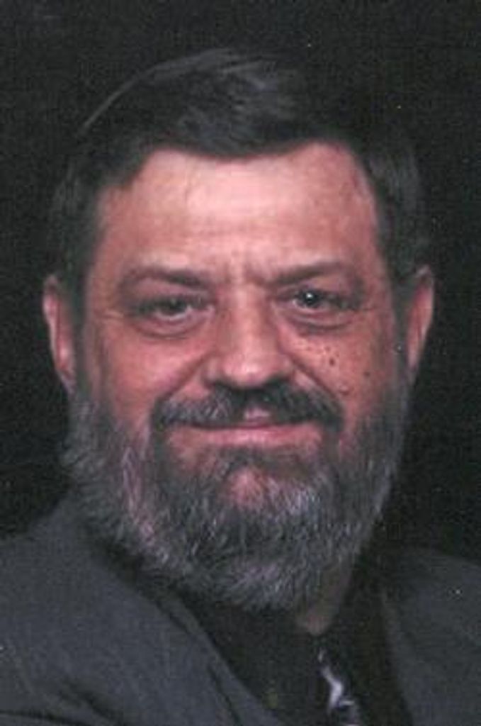 Clarence Leonard Mccay Profile Photo