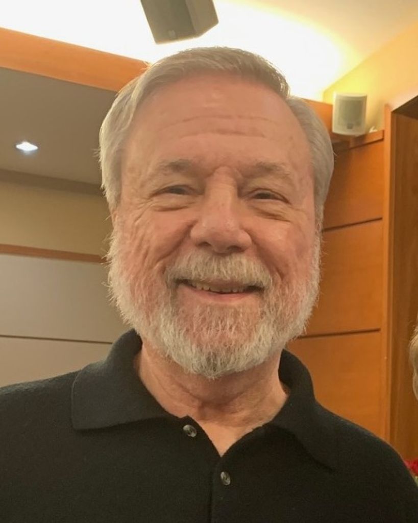 Robert James Thiemann Profile Photo