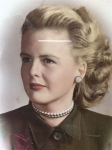 Marilyn "Mandy" E. Woods photo gallery thumbnail 1 of 5