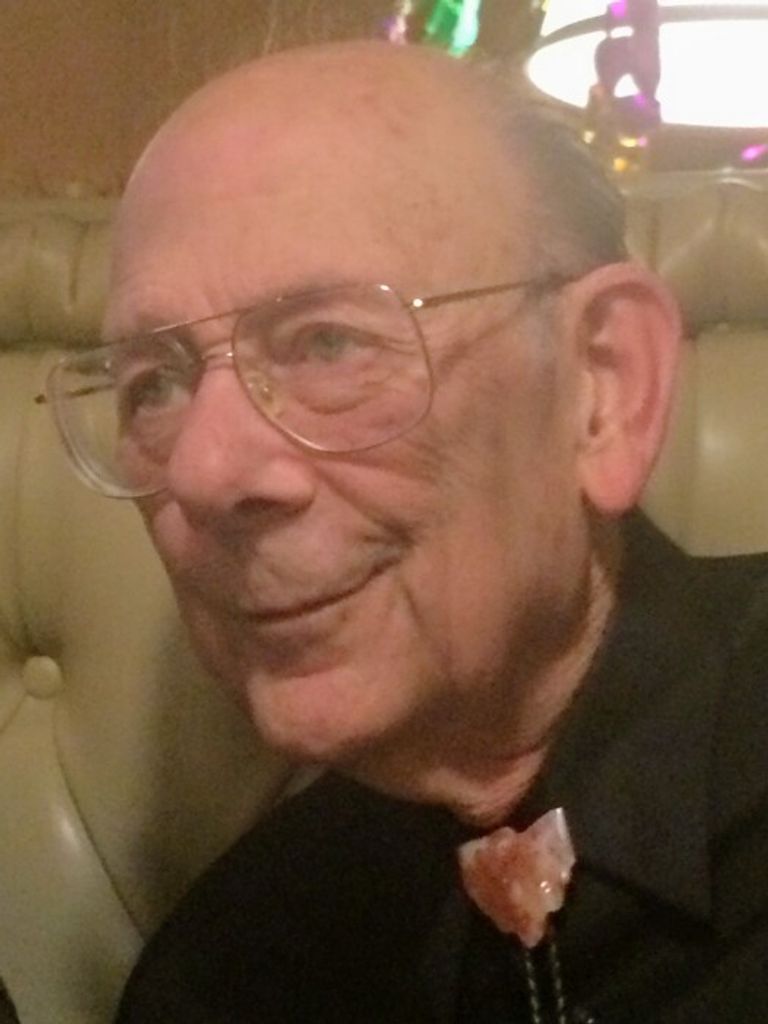 Robert E. Girard Profile Photo