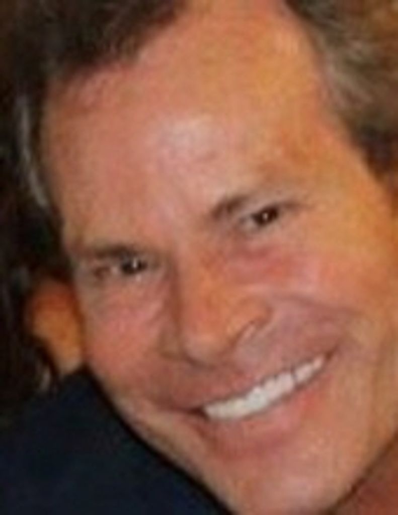 Robert Thomas Lincoln  Holroyd Profile Photo