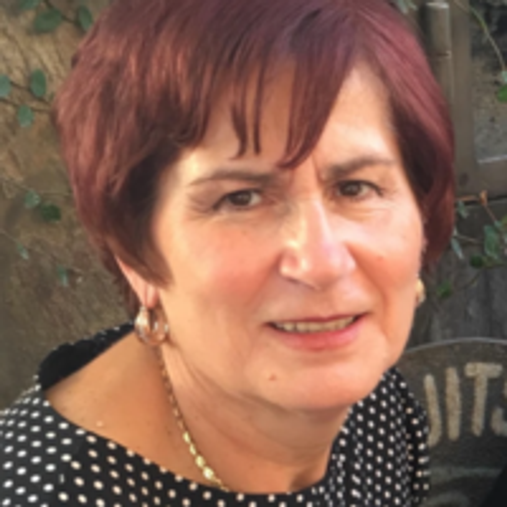 Jela Vujovic Profile Photo