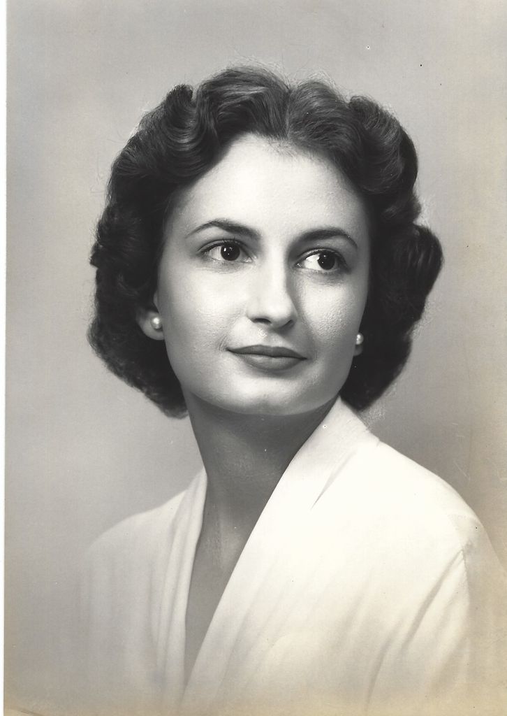Peggy Casey Greenslait