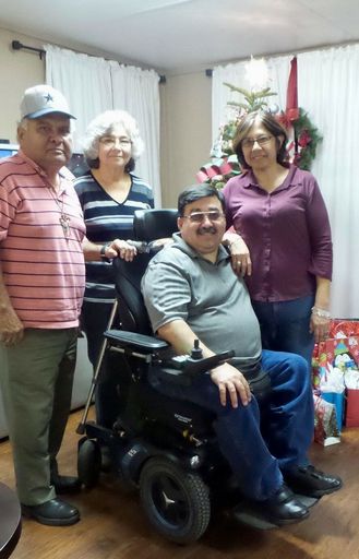 Eduardo C. Luna photo gallery thumbnail 136 of 184